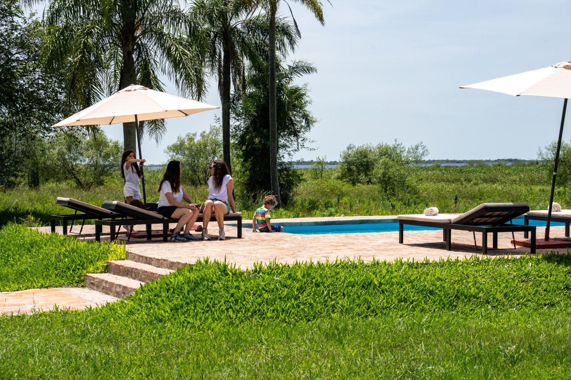 Estancia Ibera โกโลเนีย คาร์ลอส เปลเลกรีนี ภายนอก รูปภาพ